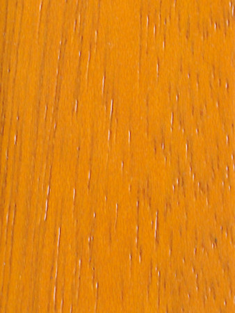 Barva povrchu Meranti